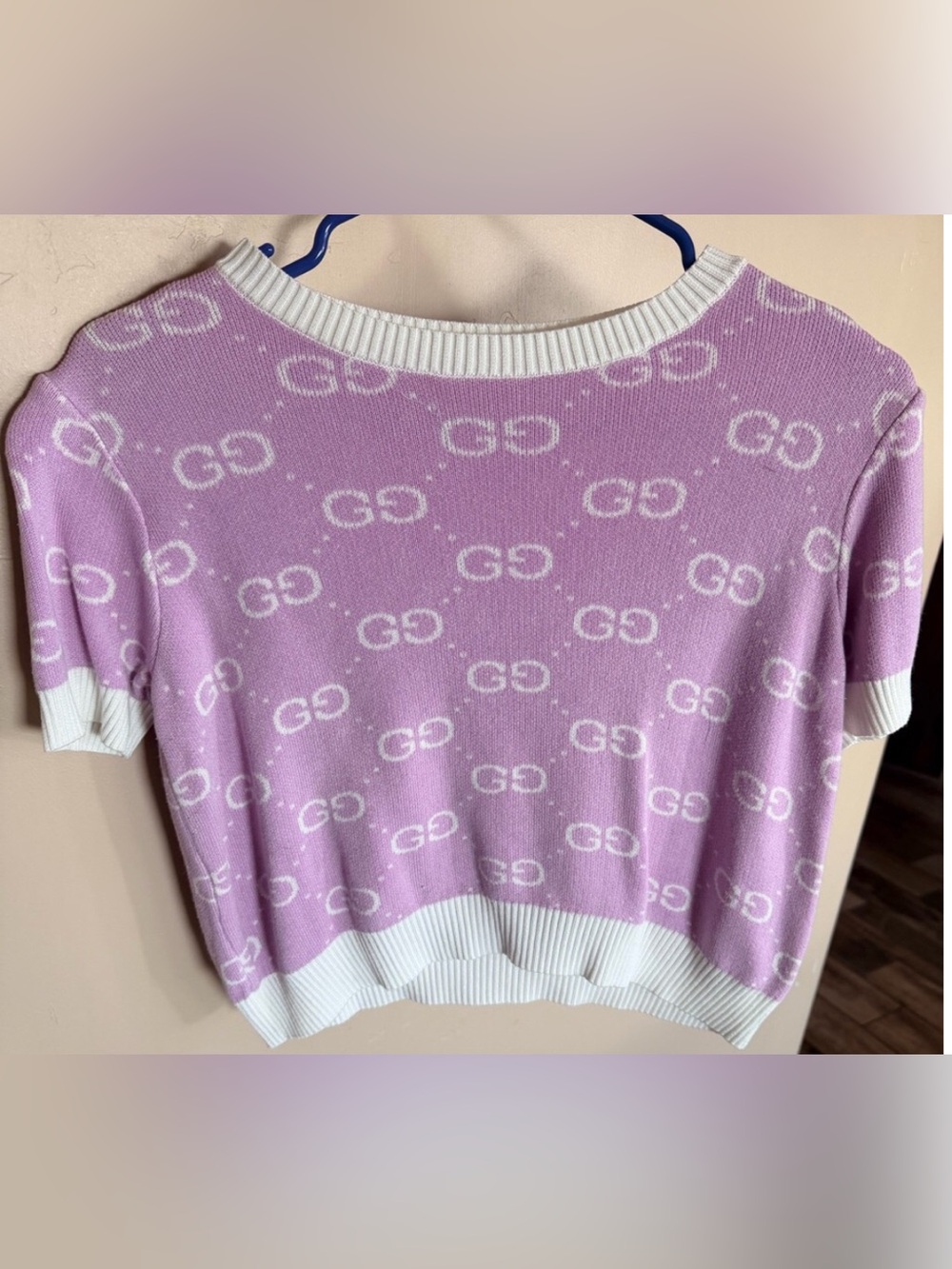 Gucci Lavender Short Sleeve GG print Knit Sweater with White Trim